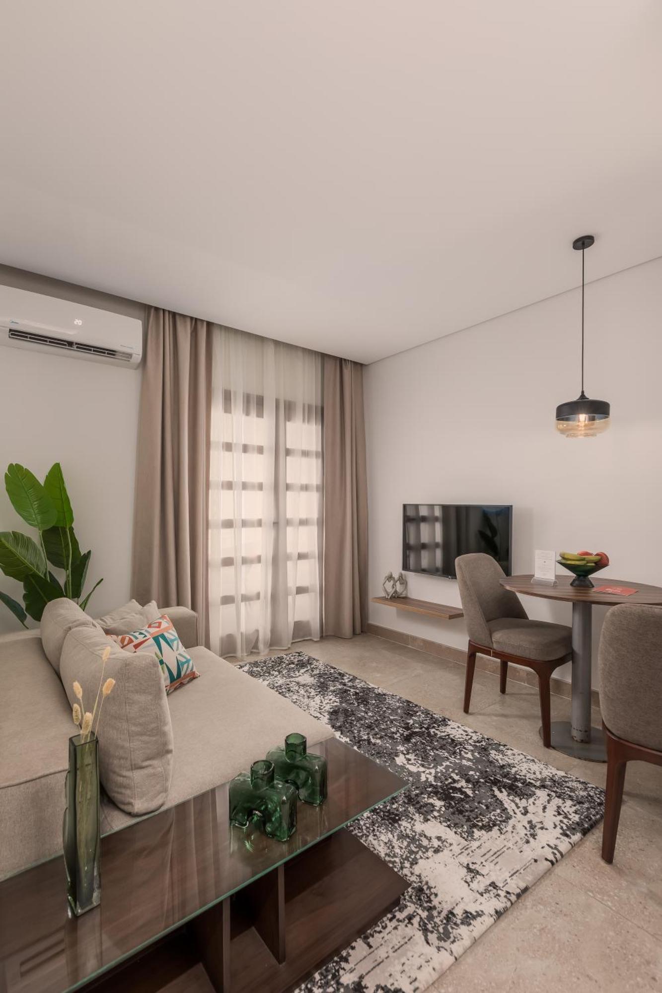 Livingville Nine Каир Экстерьер фото